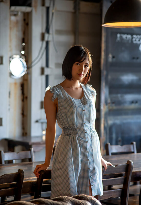 Cute Japanese model Remu Suzumori
