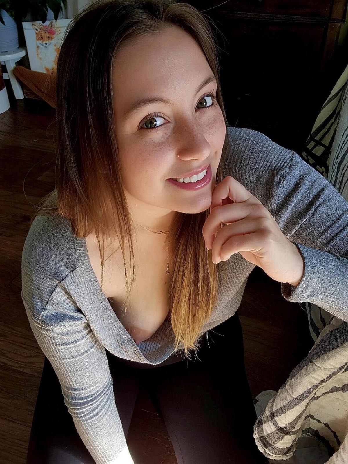 Nude amateur girl