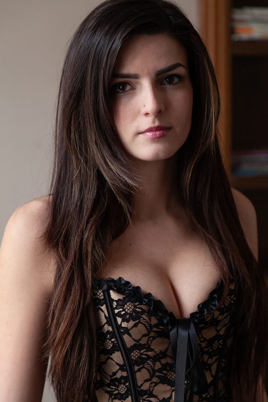 Sexy Slovak model Cynthia Hill